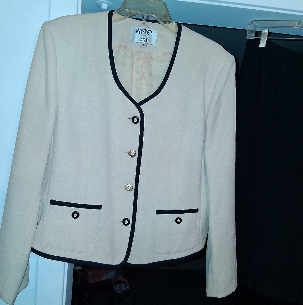 Kasper  Light Yellow Blazer And Black Pencil Skirt with Pleated Hem